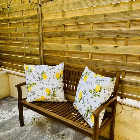 Airport Cottage House Artemida  Exterior foto