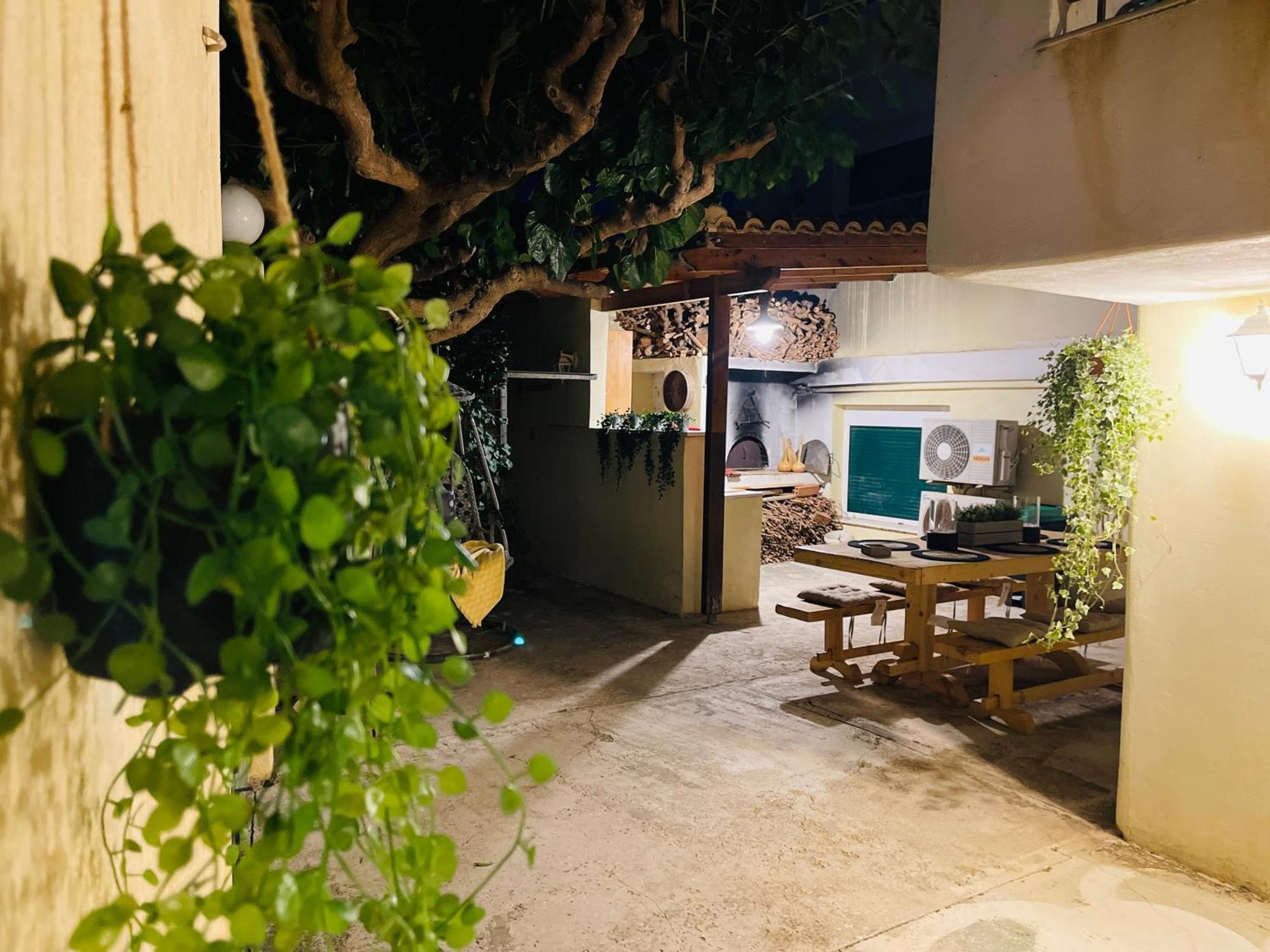 Airport House Ferienhaus
