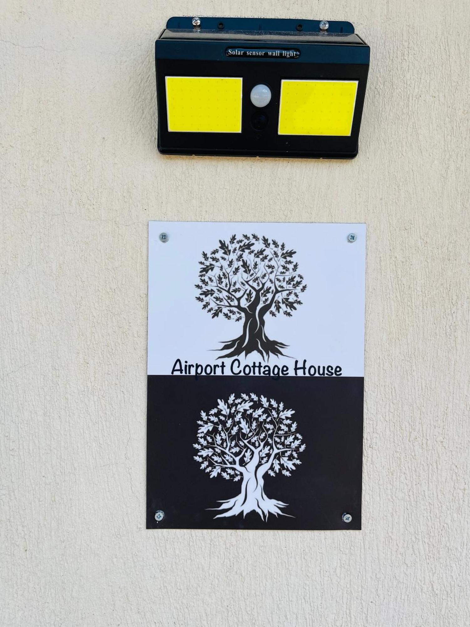 Airport House Ferienhaus *